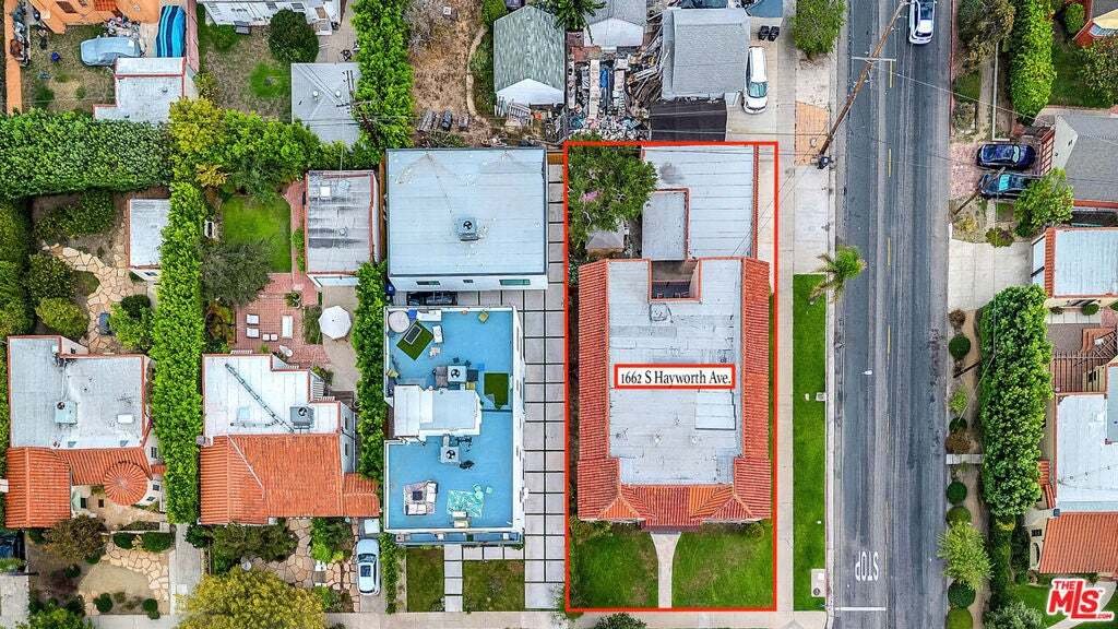 Los Angeles, California, United States 5 - 19032373
