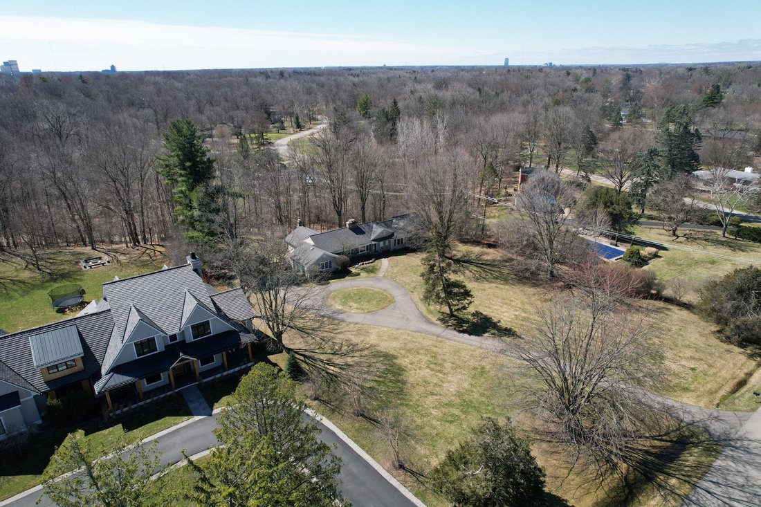 House in Beverly Hills, Michigan, United States 4 - 19033010