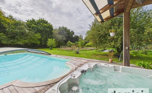 House in Ploumilliau, Brittany, France 1
