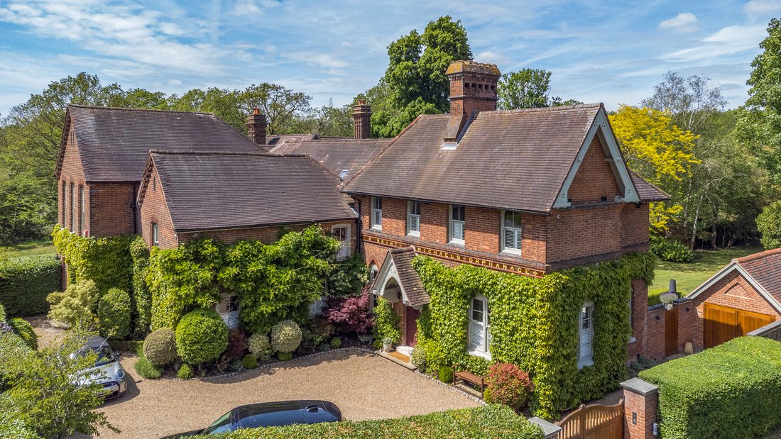 House in Lower Camden, Bromley, England 1 - 19026899