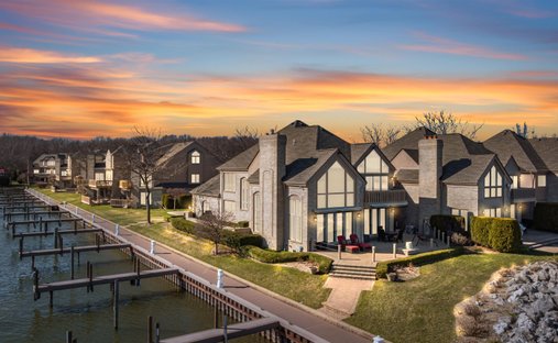 Condo in St. Clair Shores, Michigan, United States 1