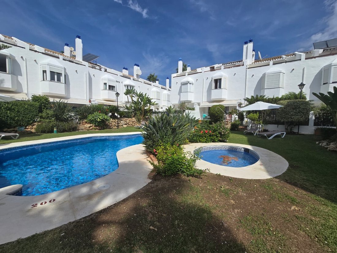 Townhouse in Golden Mile, Andalusia, Spain 1 - 19020677