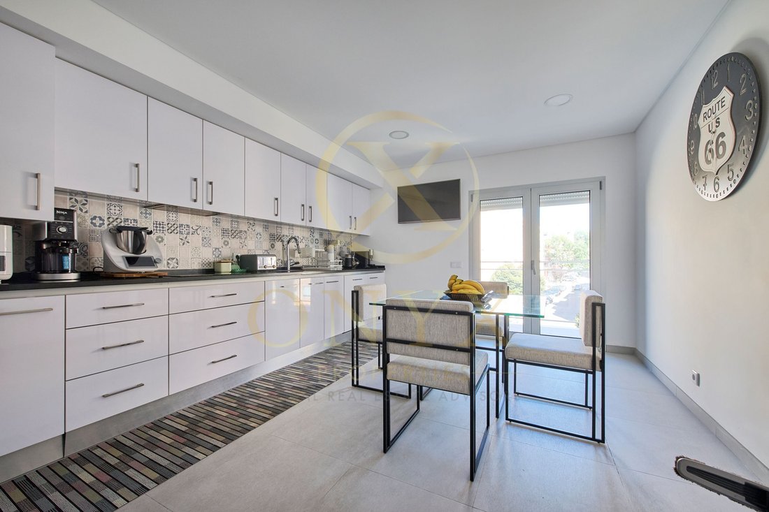 Apartment in Agualva e Mira-Sintra, Lisbon, Portugal 4 - 19025476