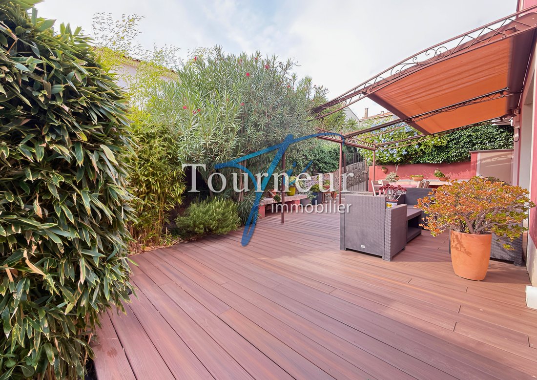 Villa in Nord, Sanary-sur-Mer, France 3 - 19027901