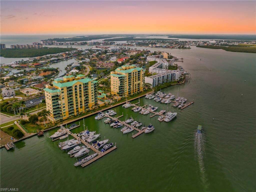 Condo in Marco Island, Florida, United States 3 - 19031997