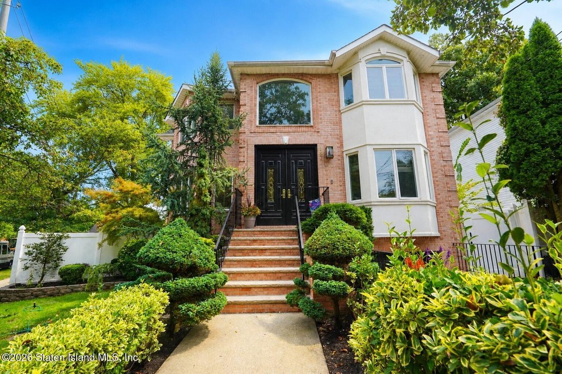 House in New York, New York, United States 1 - 19026875