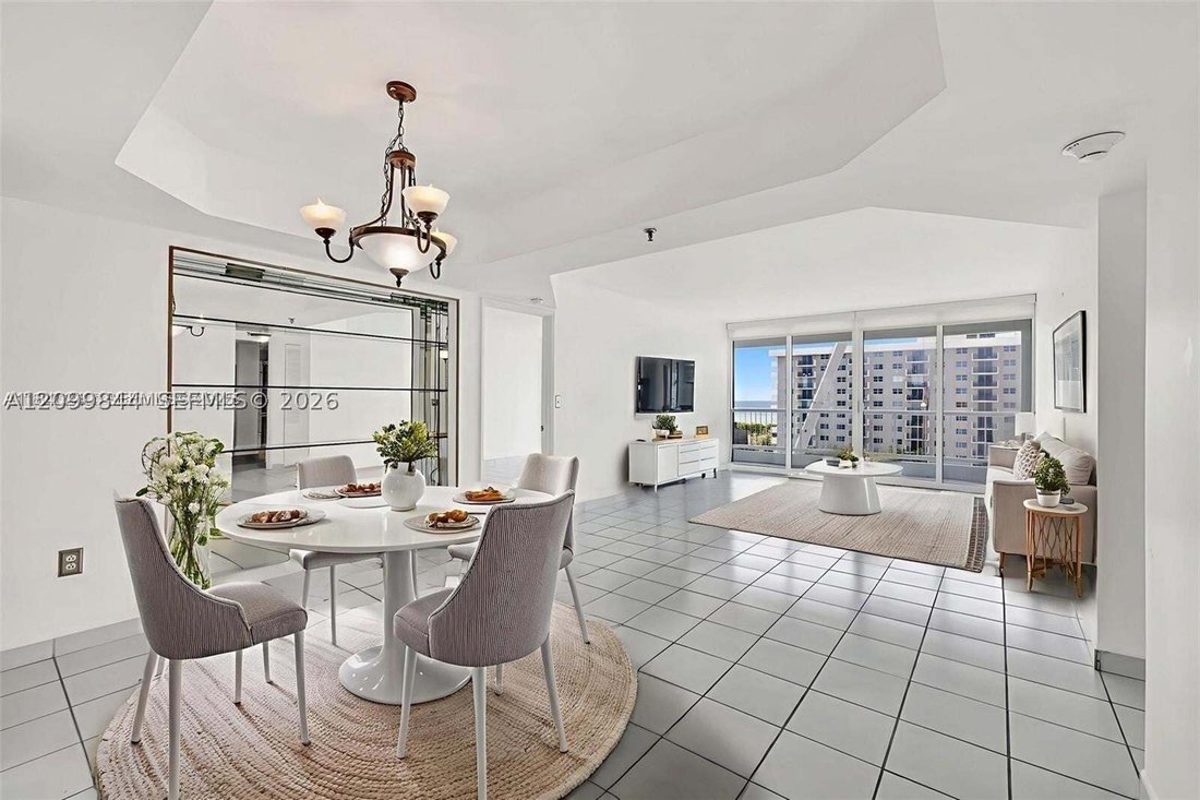Condo in Bal Harbour, Florida, United States 5 - 19023367