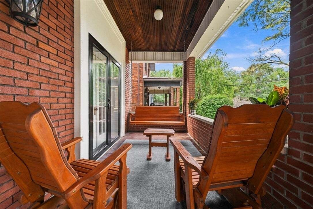 House in Pittsburgh, Pennsylvania, United States 4 - 19022718