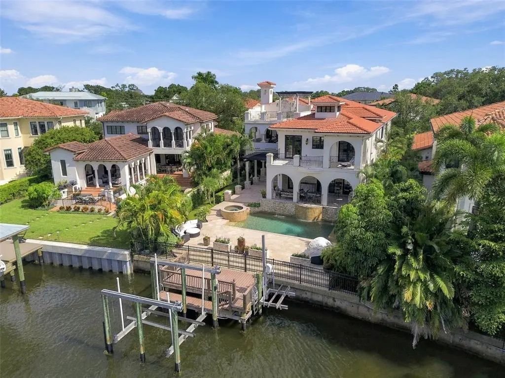 House in Tampa, Florida, United States 3 - 19031871