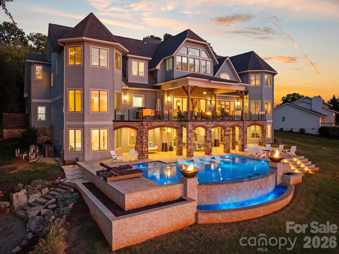 House in Mooresville, North Carolina, United States 1 - 19022392