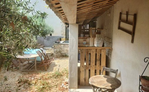 Maison à Centre Ancien-Cros-Lotins, Éguilles, France 1