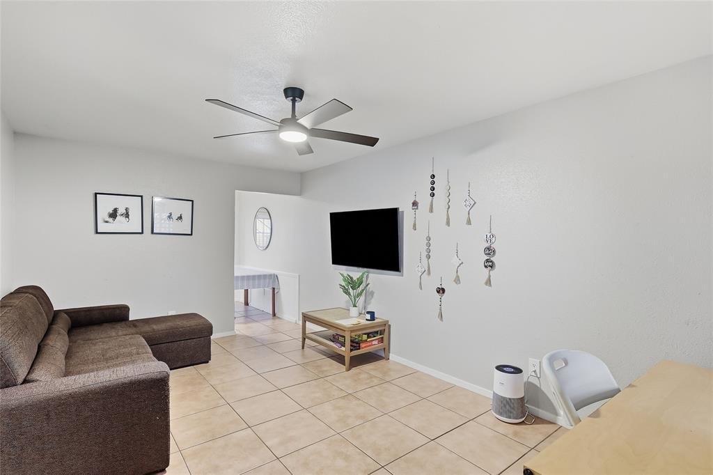 Irving, Texas, United States 4 - 19027369