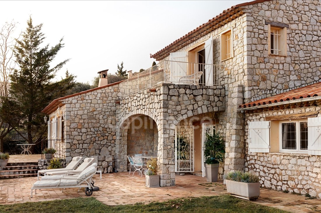 Maison à Gourdon, Provence-Alpes-Côte d'Azur, France 3 - 17358200