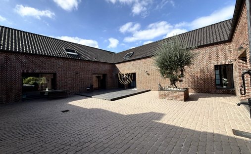 House in Fenain, Hauts-de-France, France 1