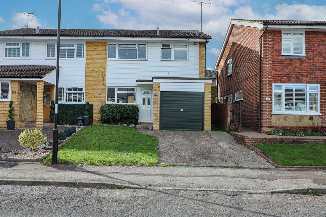 House in Burgess Hill, England 1 - 19021653