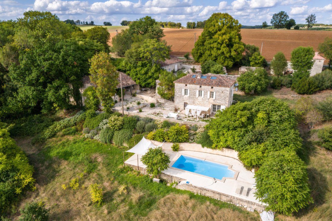 House in Lauzerte, Occitania, France 1 - 19027848