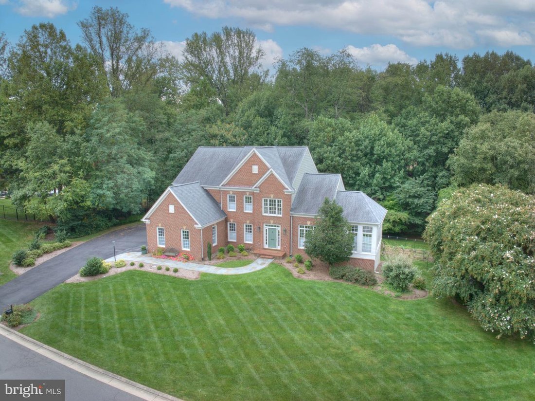 House in Great Falls, Virginia, United States 3 - 19028647