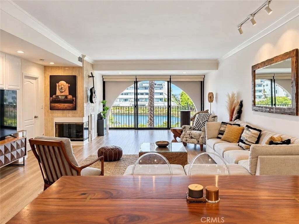 Condo in Los Angeles, California, United States 4 - 19029431