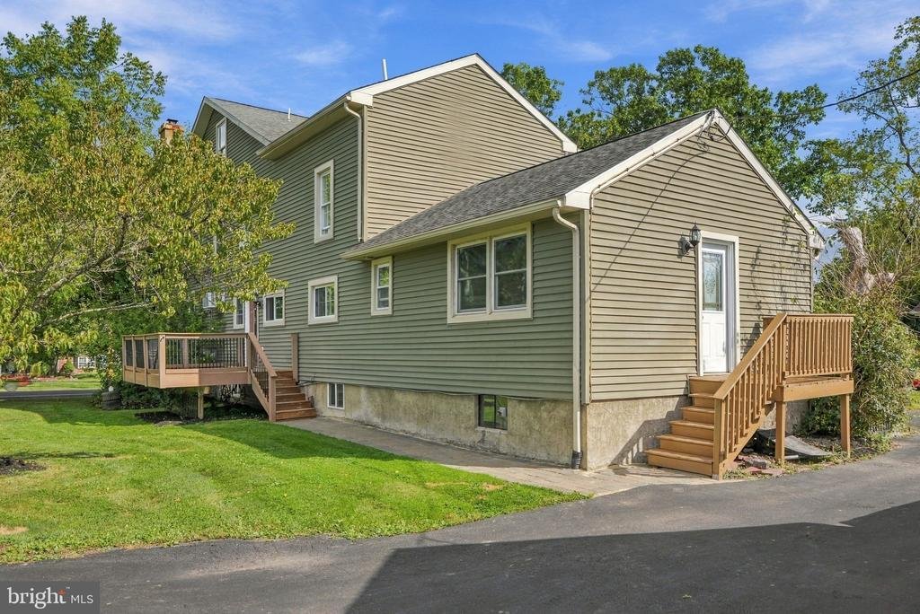 House in Quakertown, Pennsylvania, United States 4 - 19021236