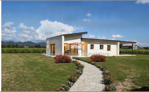 Maison à Altivole, Vénétie, Italie 1