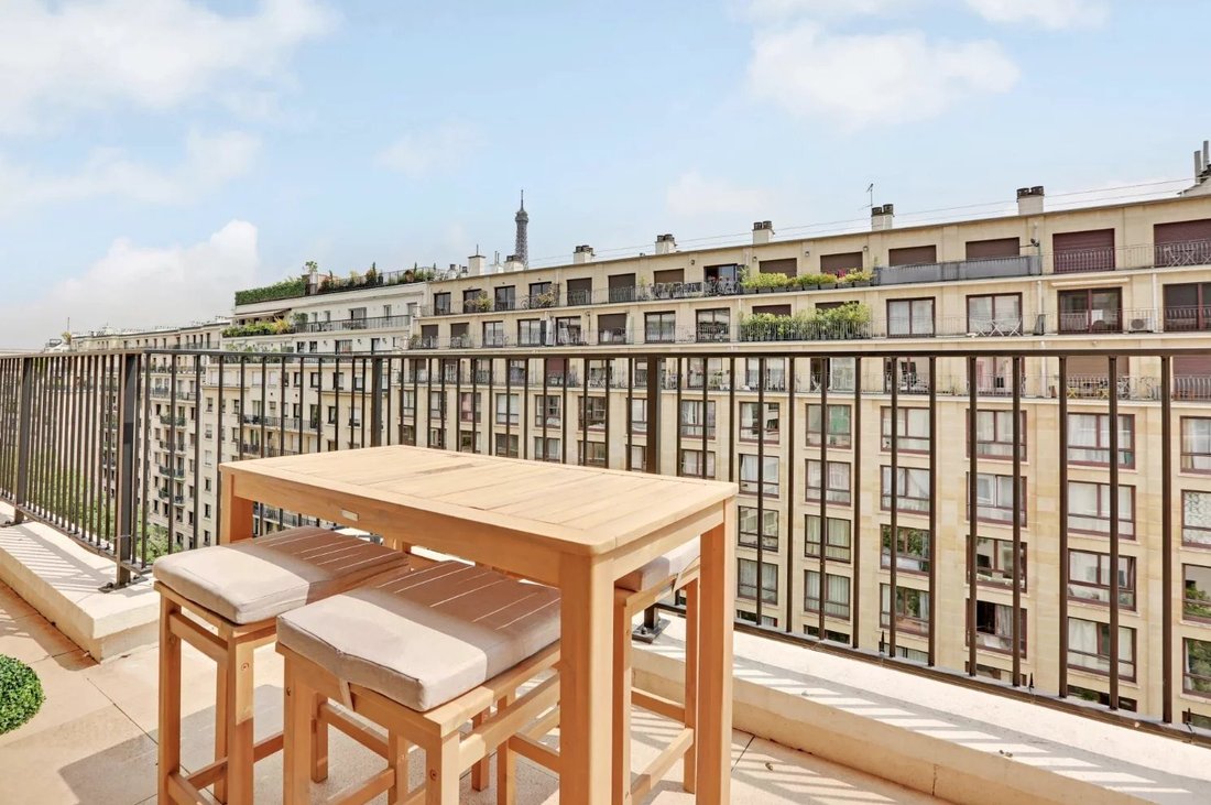 Apartment in Muette Nord, Paris 16e Arrondissement, Paris 2 - 19029827