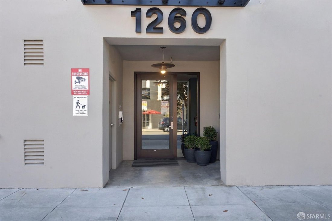 Condo in San Francisco, California, United States 3 - 19017024
