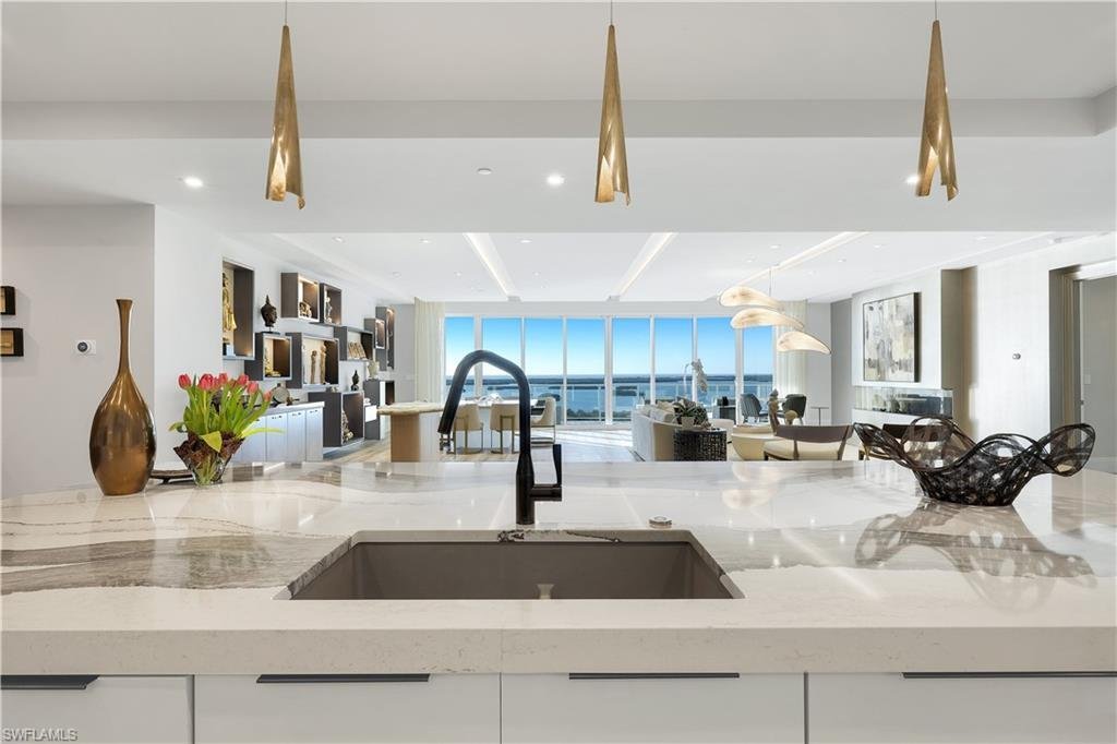 Condo in Bonita Springs, Florida, United States 2 - 19029433