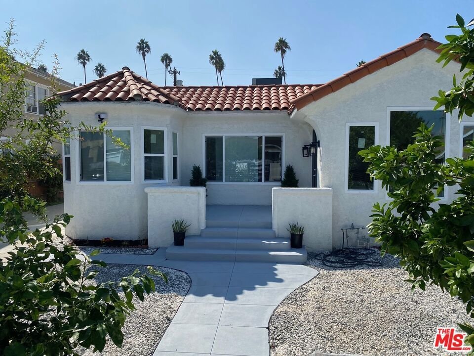 Los Angeles, California, United States 2 - 19023207