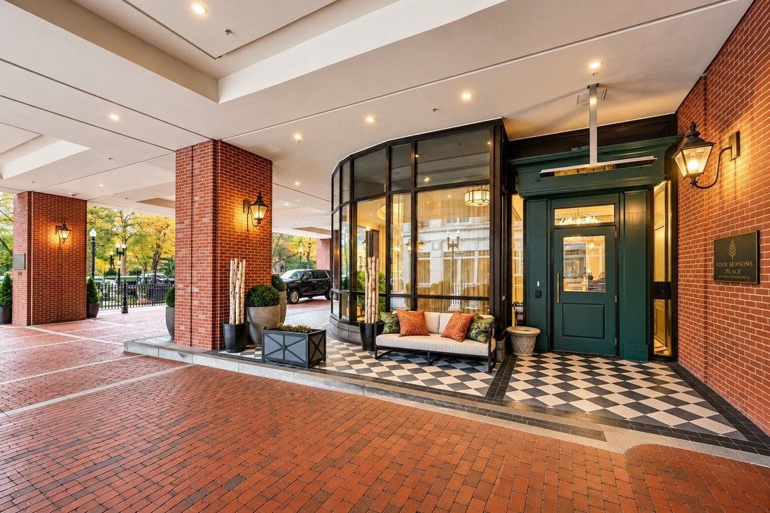 Condo in Brookline, Massachusetts, United States 2 - 19029072
