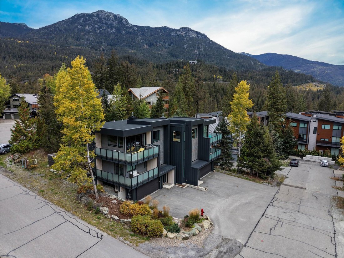 Whistler, British Columbia, Canada 5 - 19026516