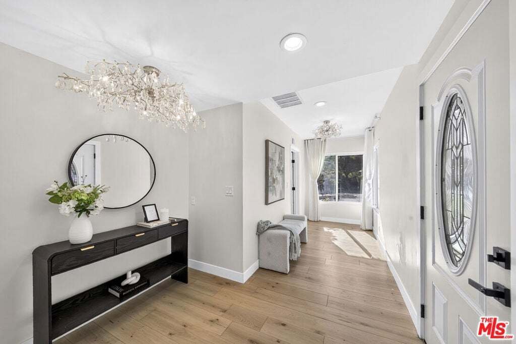 House in Fullerton, California, United States 2 - 19023236