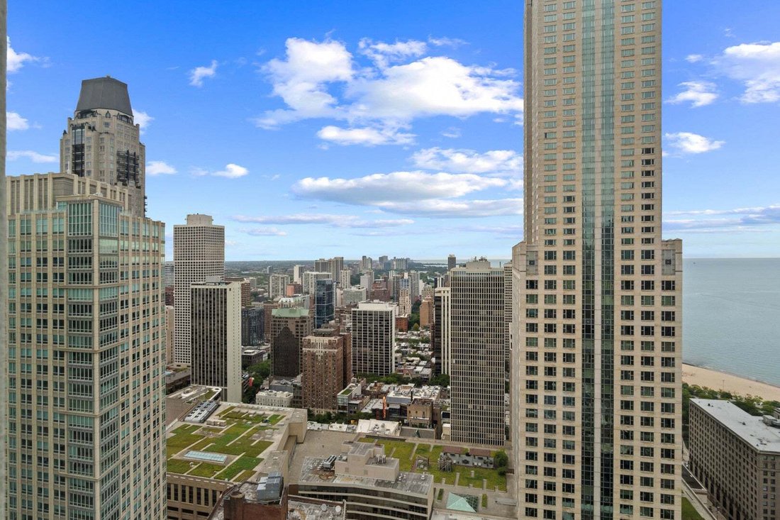Condo in Chicago, Illinois, United States 2 - 19030893