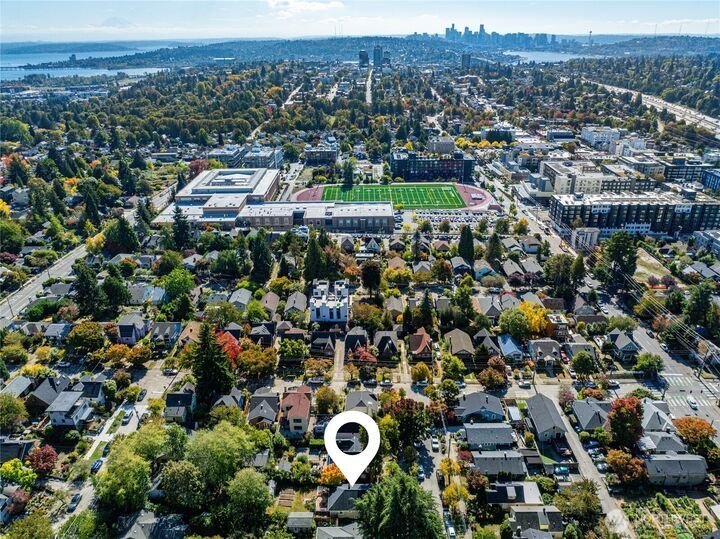 House in Seattle, Washington, United States 2 - 19032298