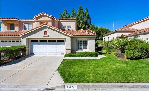 Townhouse in Oak Park, California, United States 1