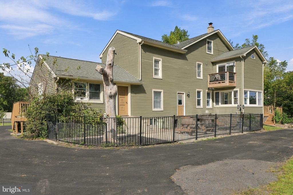 House in Quakertown, Pennsylvania, United States 5 - 19021236