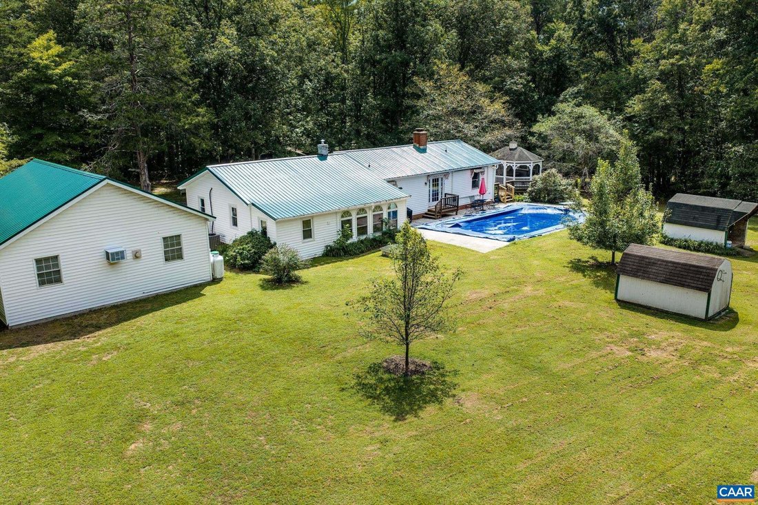 House in Lake Monticello, Virginia, United States 1 - 19022705