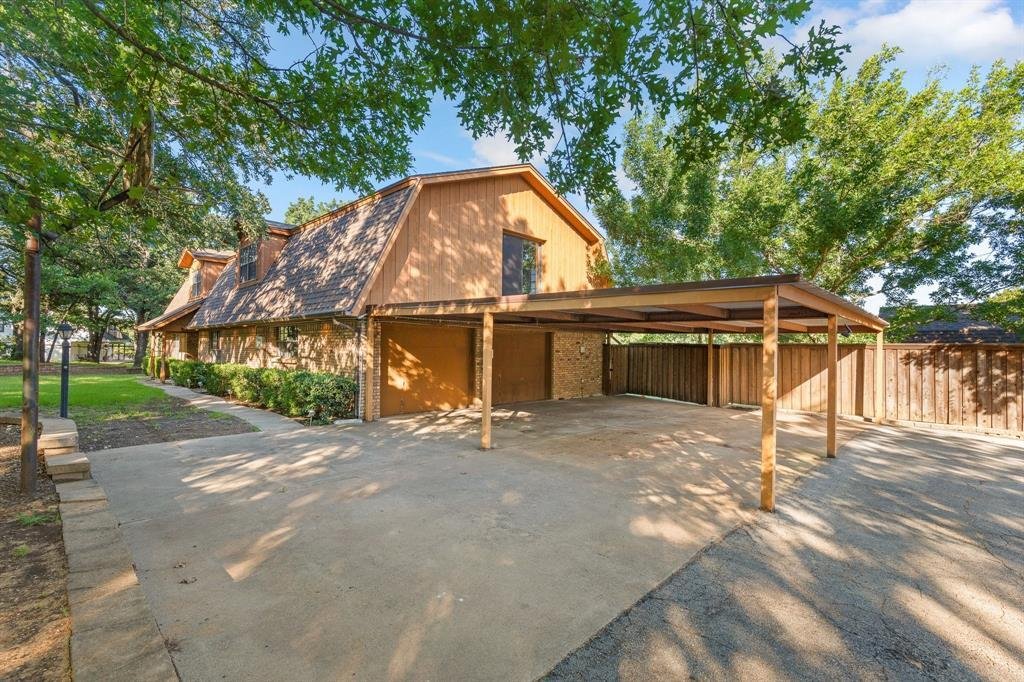 House in Burleson, Texas, United States 3 - 19021058