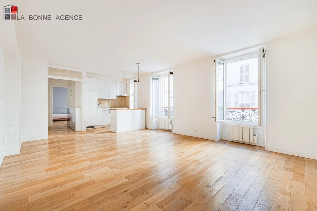 Appartamento a La Fourche-Guy Môquet, Paris 17e Arrondissement, Parigi 1 - 19029794