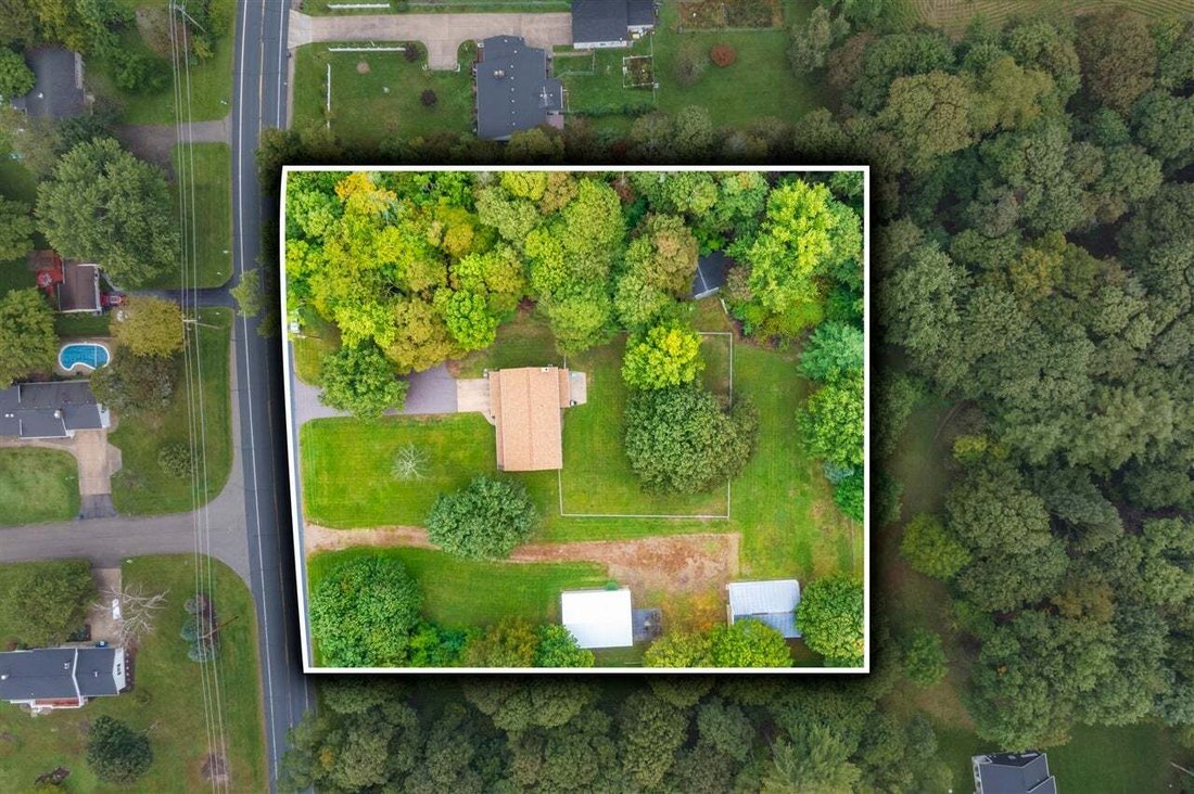 House in Vicksburg, Michigan, United States 3 - 19024149