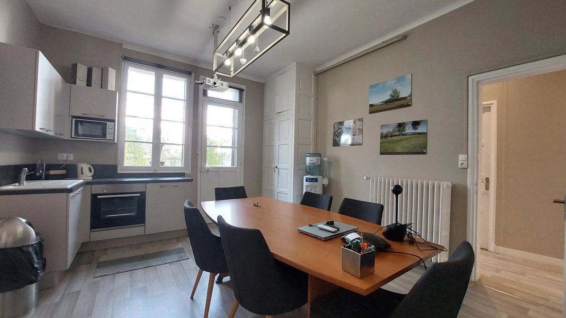 Altro a Saint-Cyr-sur-Loire, Centro-Val della Loira, Francia 3 - 19026703