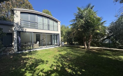 Maison à Ledru Rollin, Le Perreux-sur-Marne, France 1