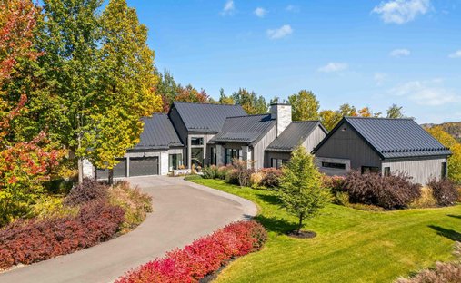 Maison à Saint-Sauveur, Québec, Canada 1