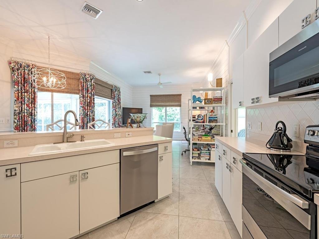 House in Naples, Florida, United States 5 - 19028077