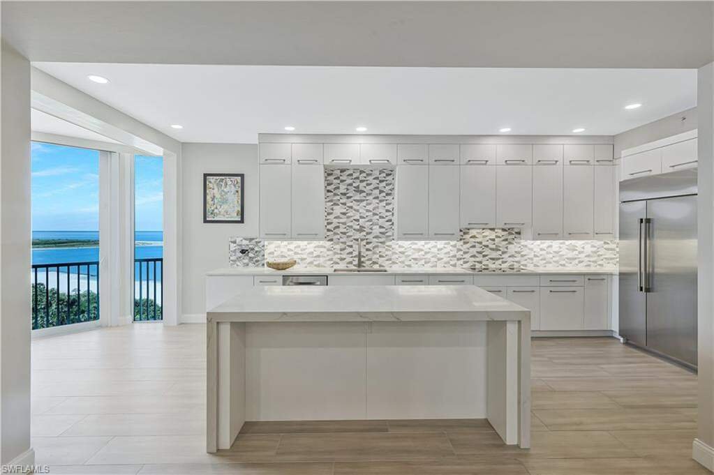 Condo in Marco Island, Florida, United States 5 - 19032007