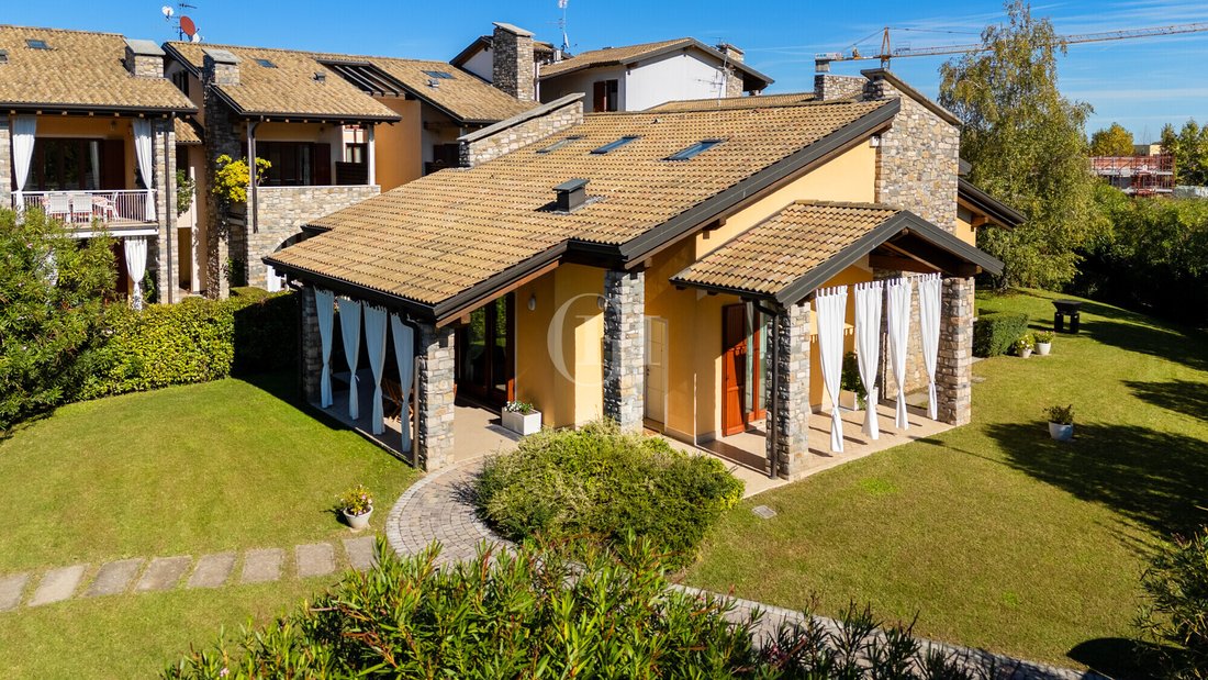 Villa in Entroterra, Desenzano del Garda, Lombardei 1 - 19027547