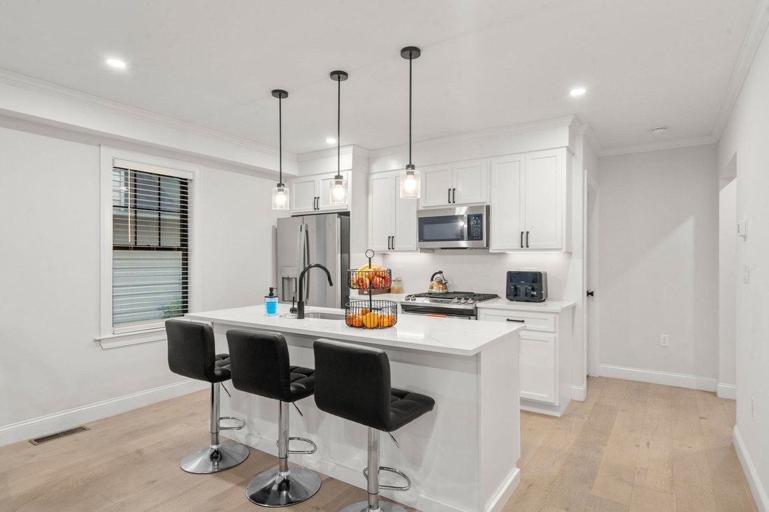 Condo in Boston, Massachusetts, United States 4 - 19025561
