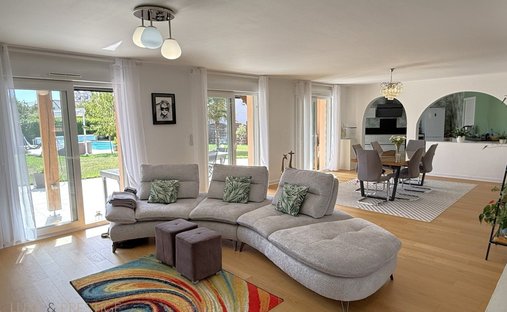 Maison à Loire-Cd, Saint-Pryvé-Saint-Mesmin, France 1