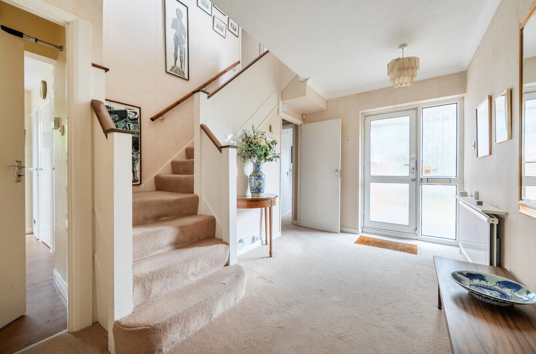 House in New Barnet, Barnet, England 2 - 19022954