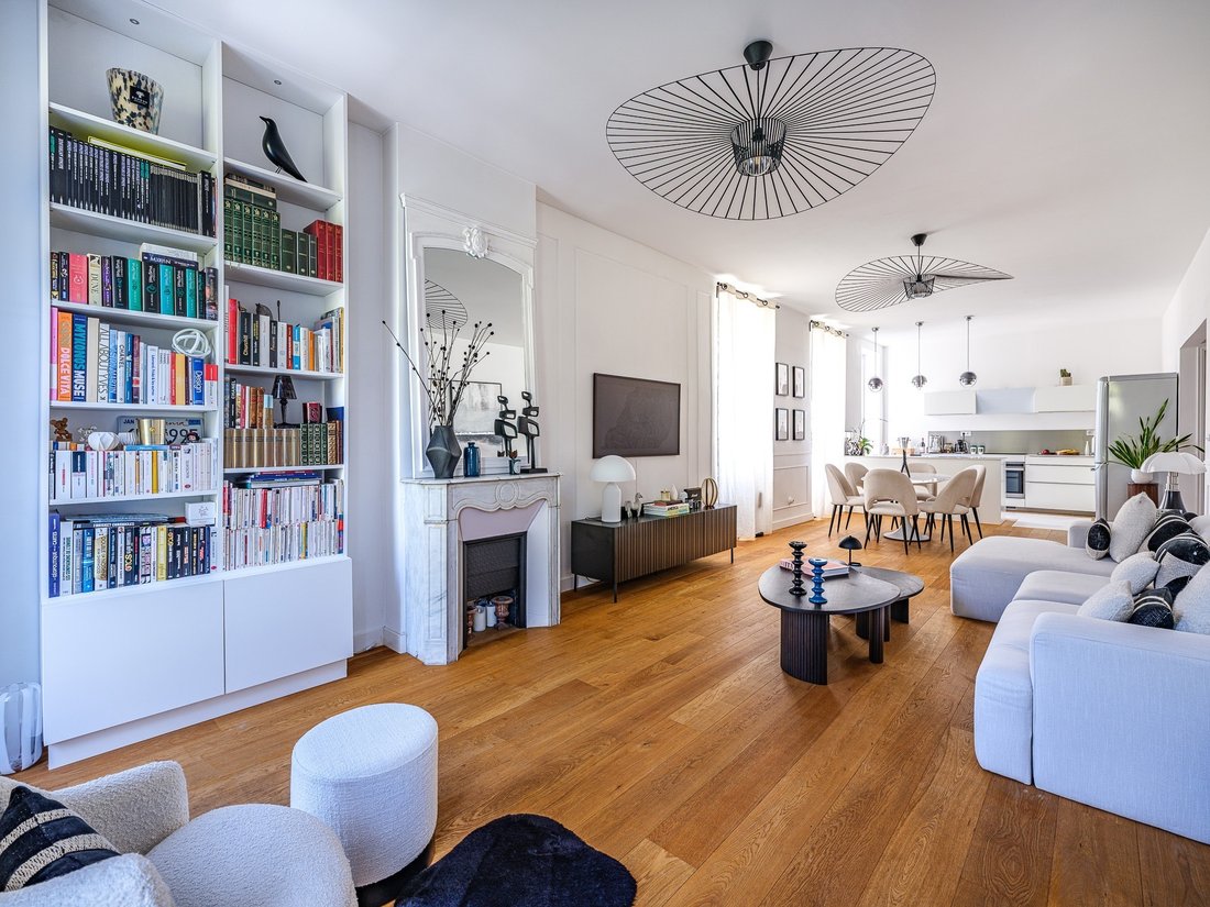 Apartment in Pointe Rouge, 8e Arrondissement, Marseille 3 - 19021702