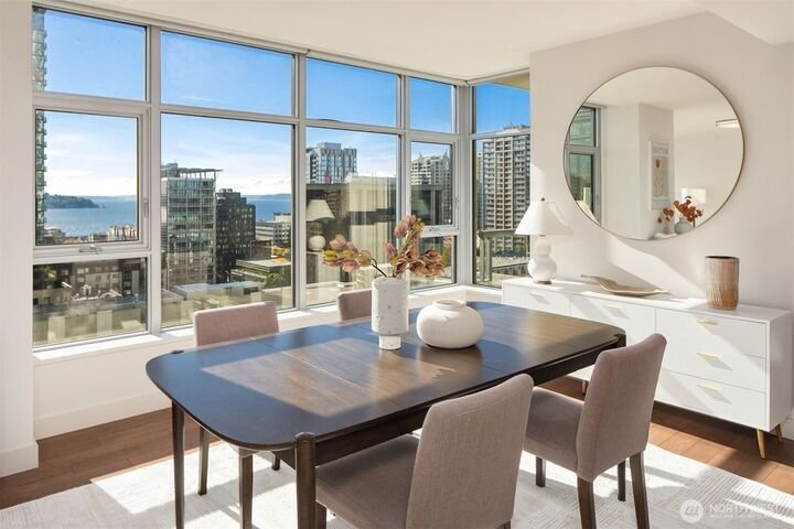 Condo in Seattle, Washington, United States 2 - 19032213